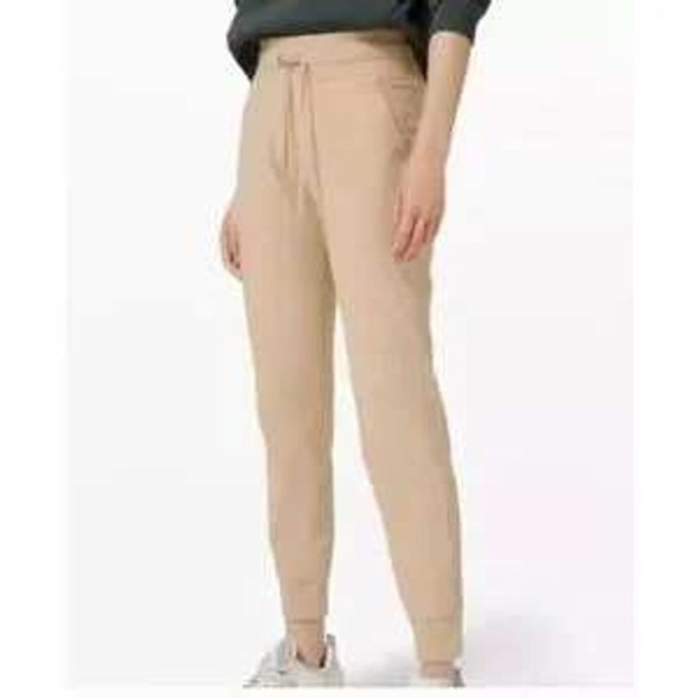 Lululemon Ready to Rulu Jogger Pants Tan Size 6 High Rise Drawstring Pockets